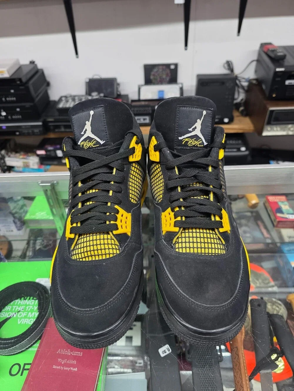 Nike Air Jordan 4 Retro Thunder Black/Tour Yellow DH6927-017 2023 Size 13